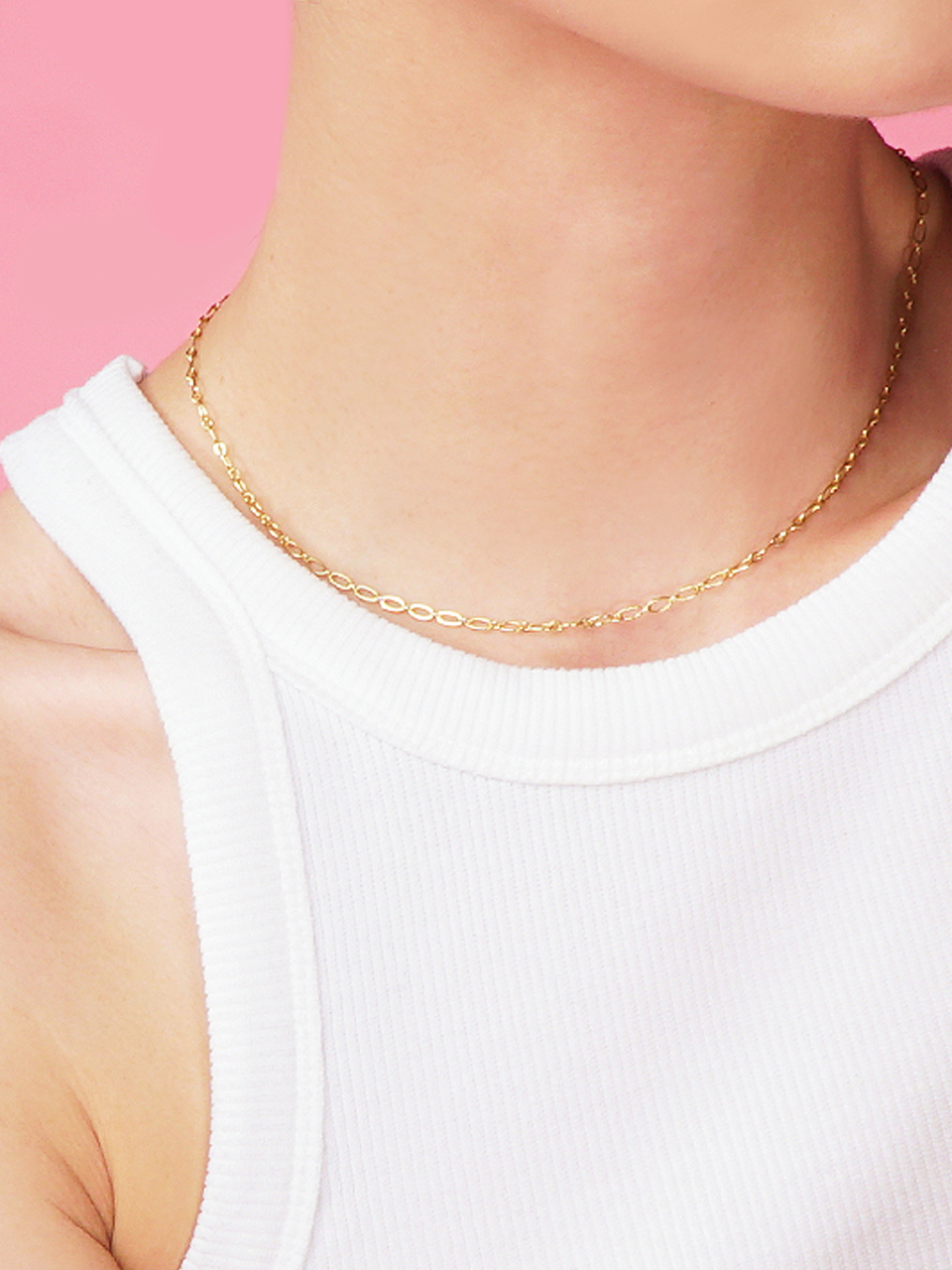 OVAL CHAIN NECKLACE / GOLD